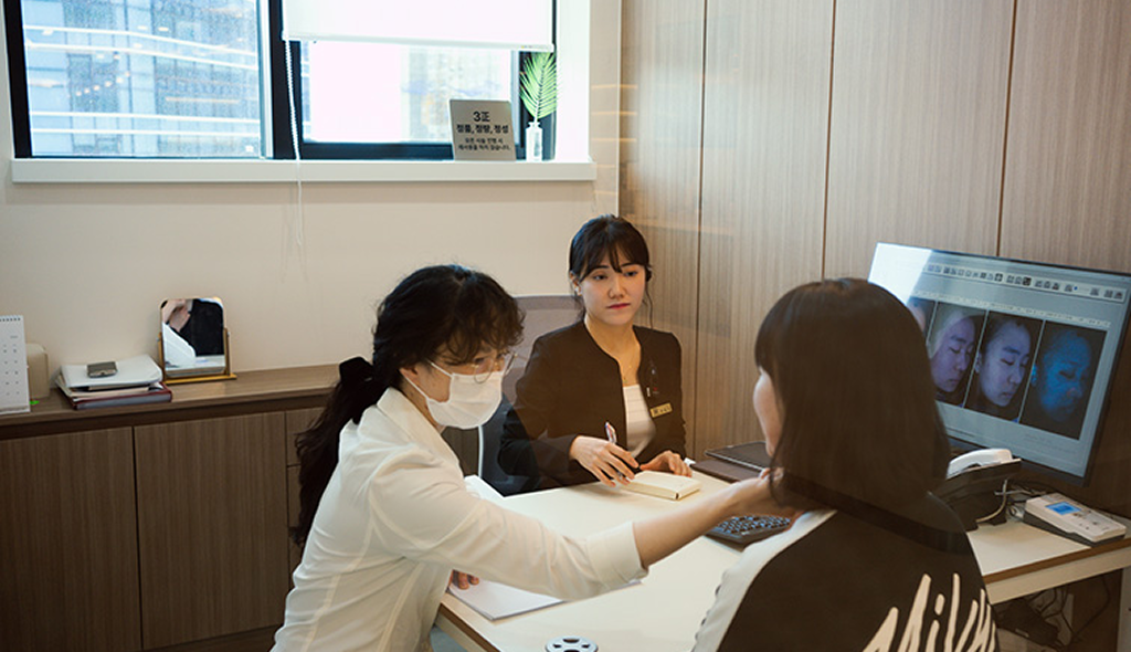 medical staffs at reberry clinic